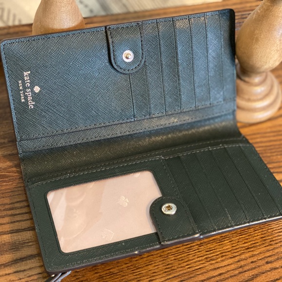Kate Spade wallet - Picture 3 of 5